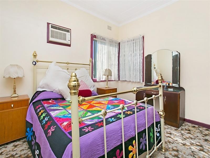 3 Banks Street, East Maitland NSW 2323