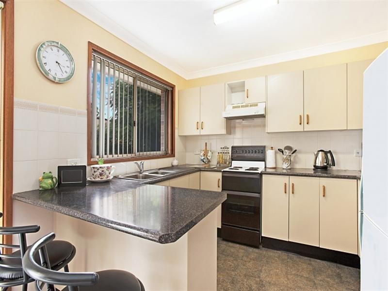 3 Valley Drive, Tenambit NSW 2323