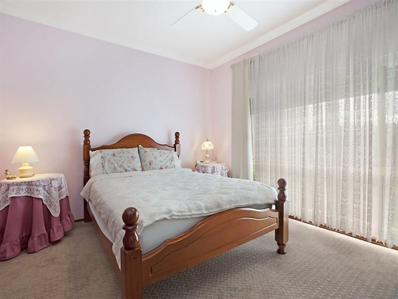 3 Valley Drive, Tenambit NSW 2323