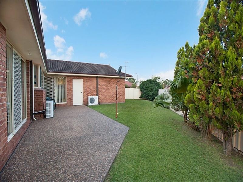 4 Jacaranda Close, Aberglasslyn NSW 2320