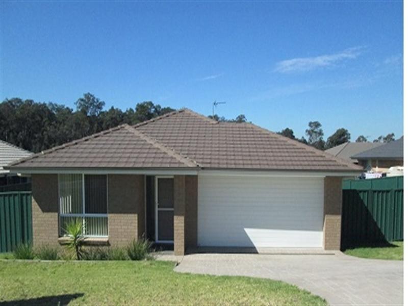 11 Mileham Circuit, Rutherford NSW 2320