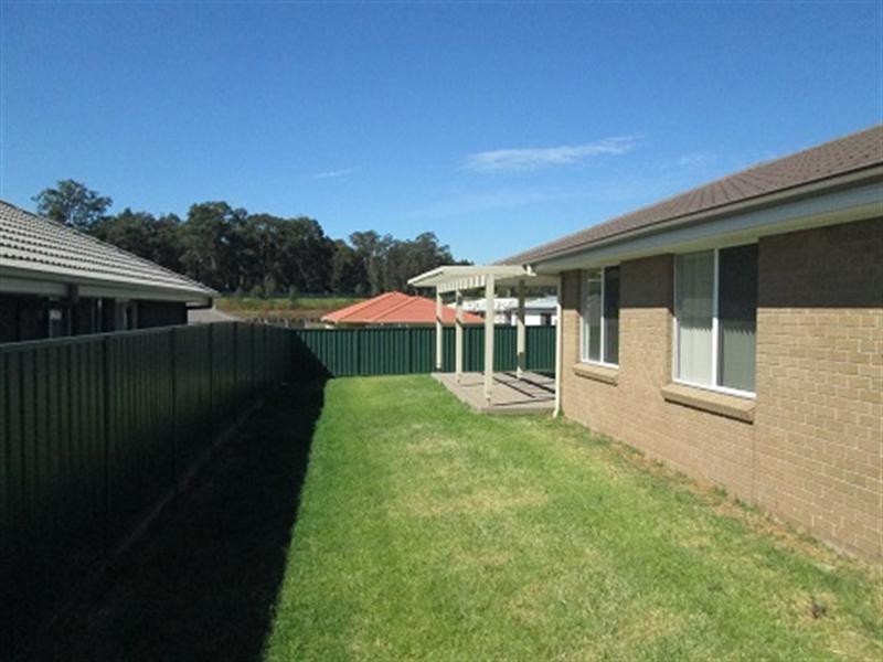 11 Mileham Circuit, Rutherford NSW 2320