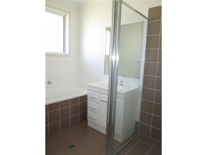 11 Mileham Circuit, Rutherford NSW 2320