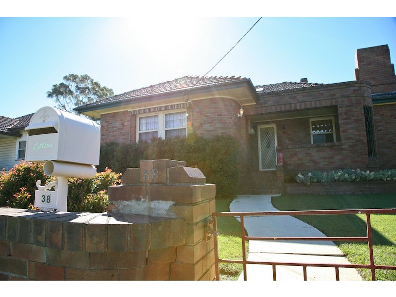 38 Lindsay Street, East Maitland NSW 2323