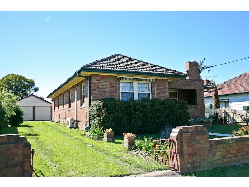 38 Lindsay Street, East Maitland NSW 2323