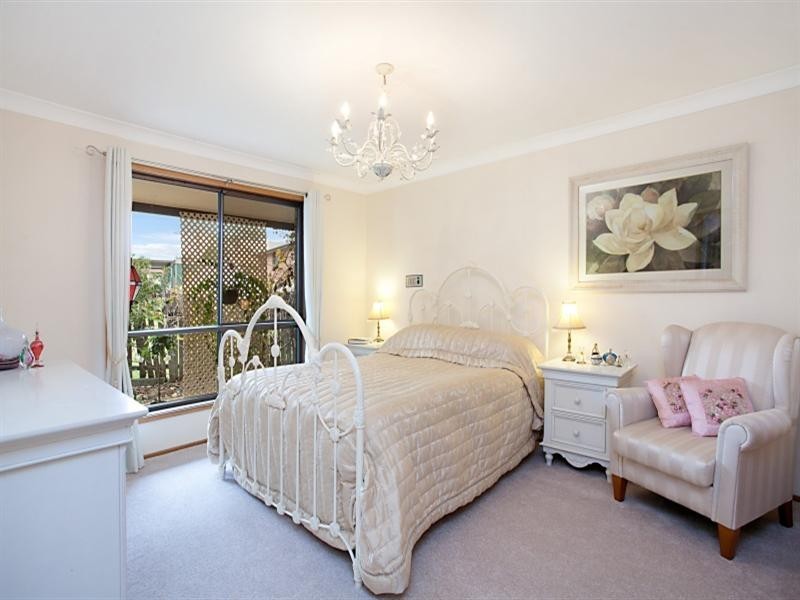 18 Annette Close, Woodberry NSW 2322