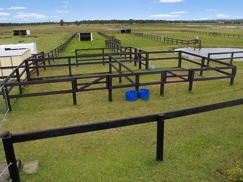 18 Annette Close, Woodberry NSW 2322