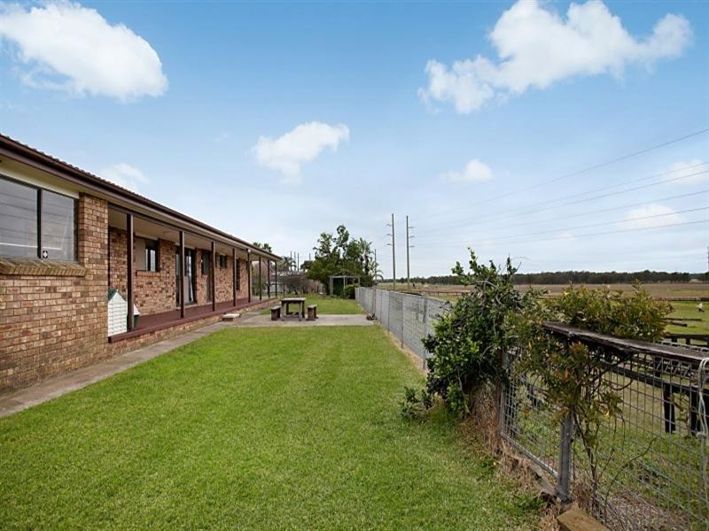 18 Annette Close, Woodberry NSW 2322