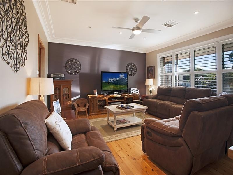 29 Edward Street, Tenambit NSW 2323