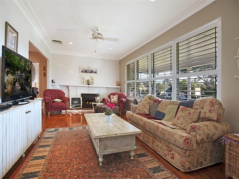 29 Edward Street, Tenambit NSW 2323