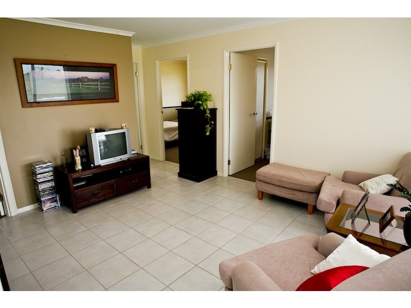 11 Loch Gogle Drive, Woodville NSW 2321