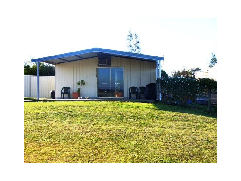 11 Loch Gogle Drive, Woodville NSW 2321