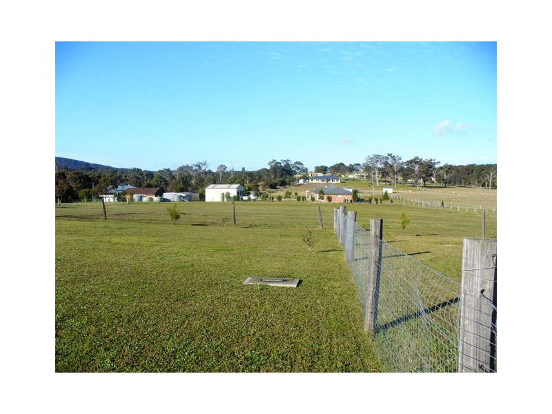 11 Loch Gogle Drive, Woodville NSW 2321