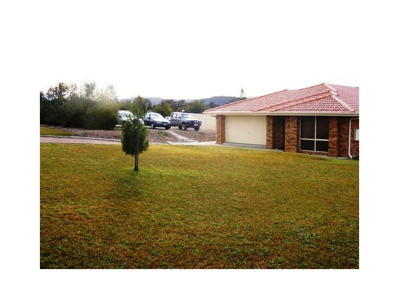 11 Loch Gogle Drive, Woodville NSW 2321