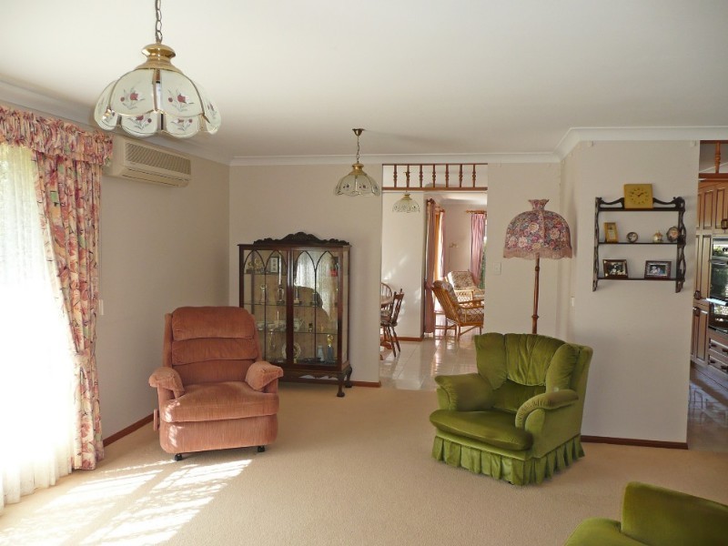 14 Flinders Drive, Laurieton NSW 2443