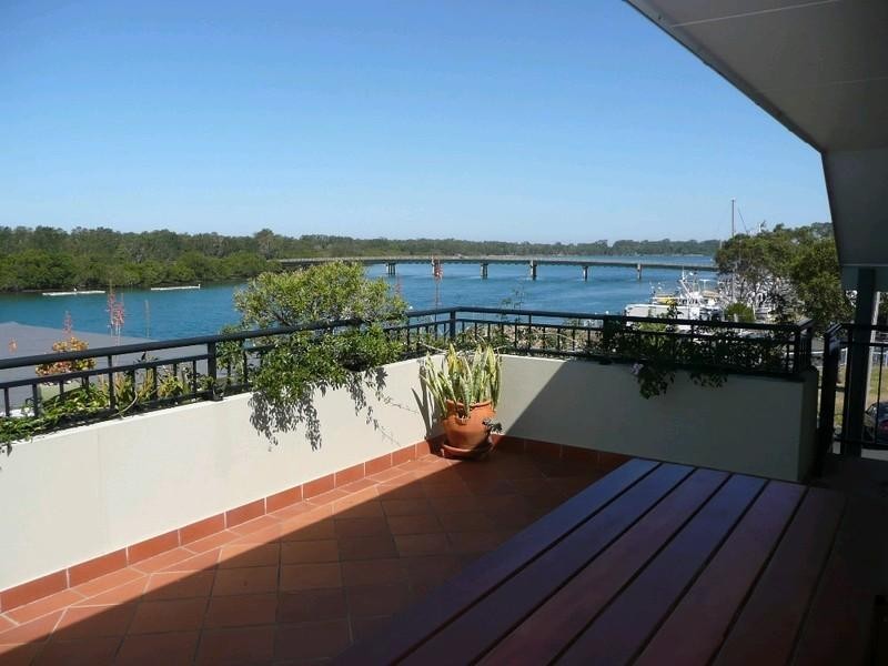 4/1 Wharf Street, Laurieton NSW 2443