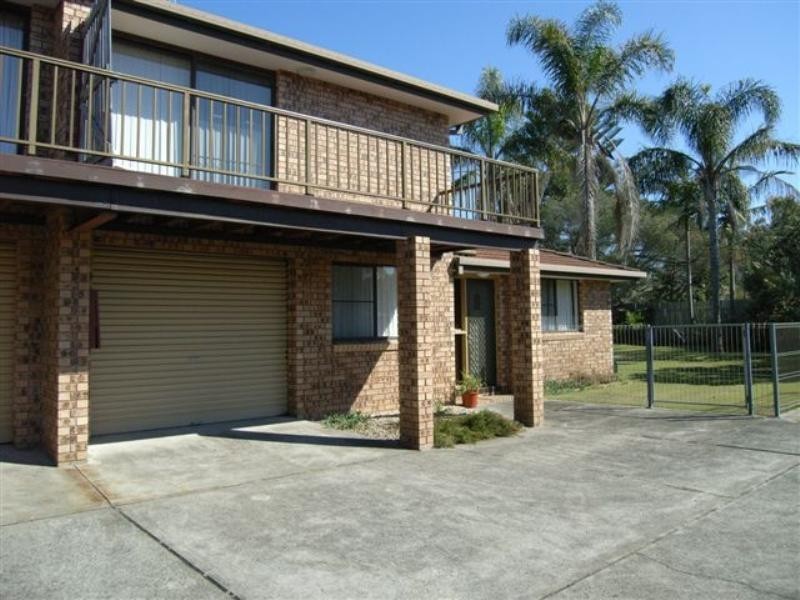 2/5 Hope Close, Dunbogan NSW 2443