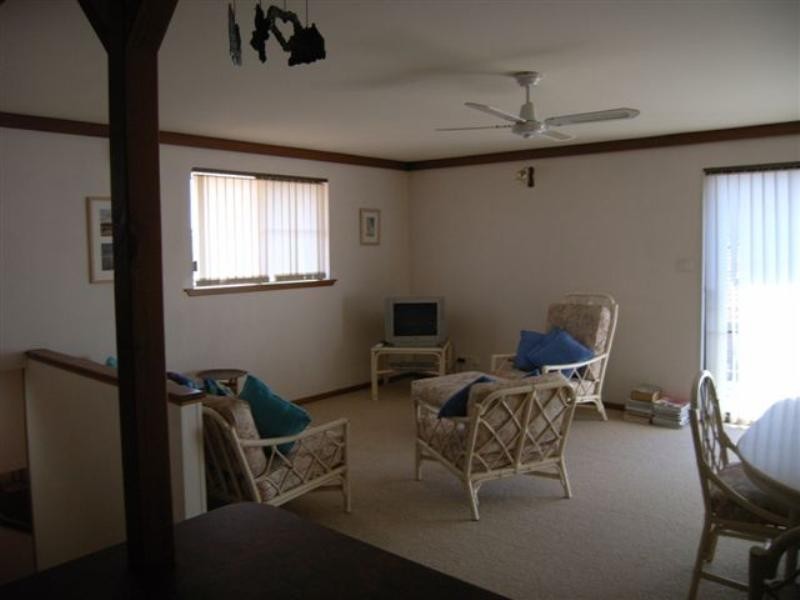 2/5 Hope Close, Dunbogan NSW 2443