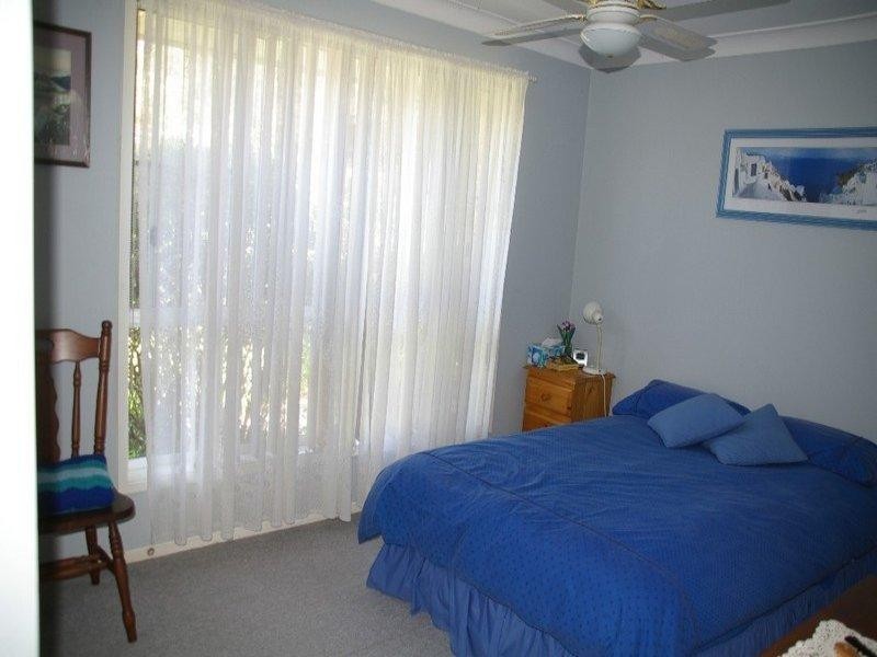 37 Waterview Crescent, Laurieton NSW 2443