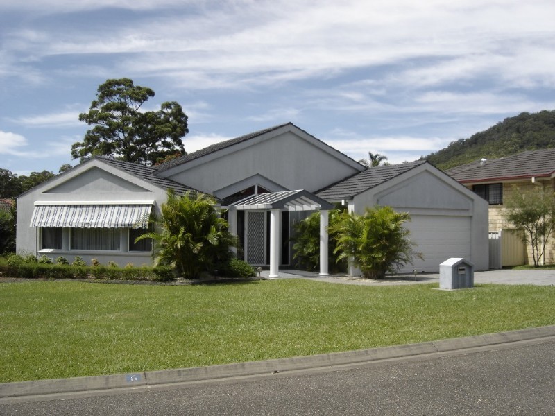 5 Fairwinds Avenue, Laurieton NSW 2443