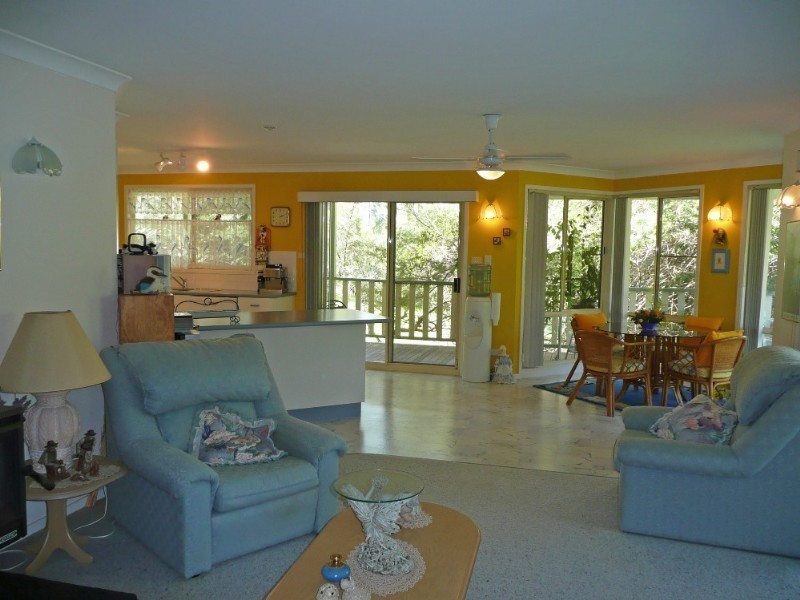 106 McCafferys Road, Hannam Vale NSW 2443