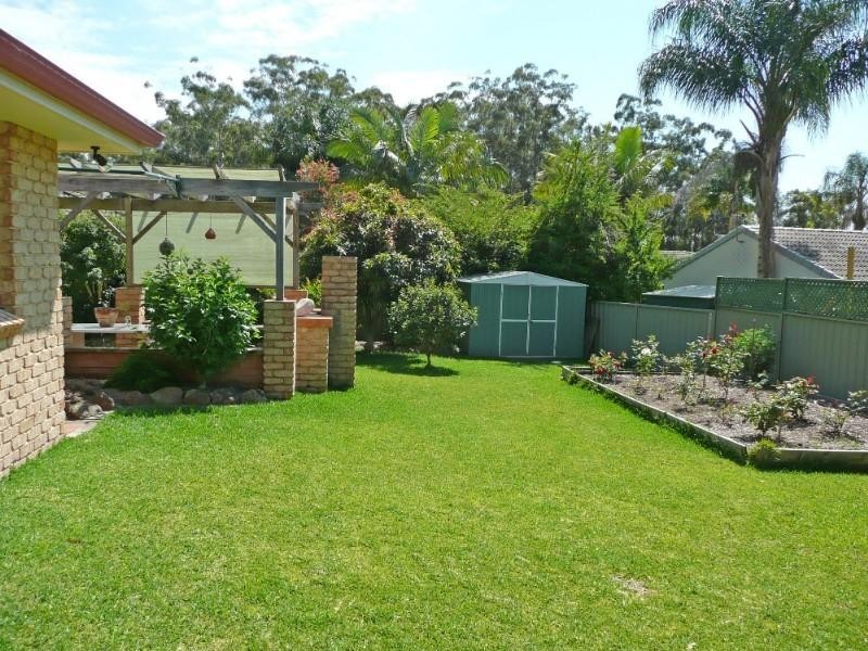 6 The Gateway, West Haven NSW 2443