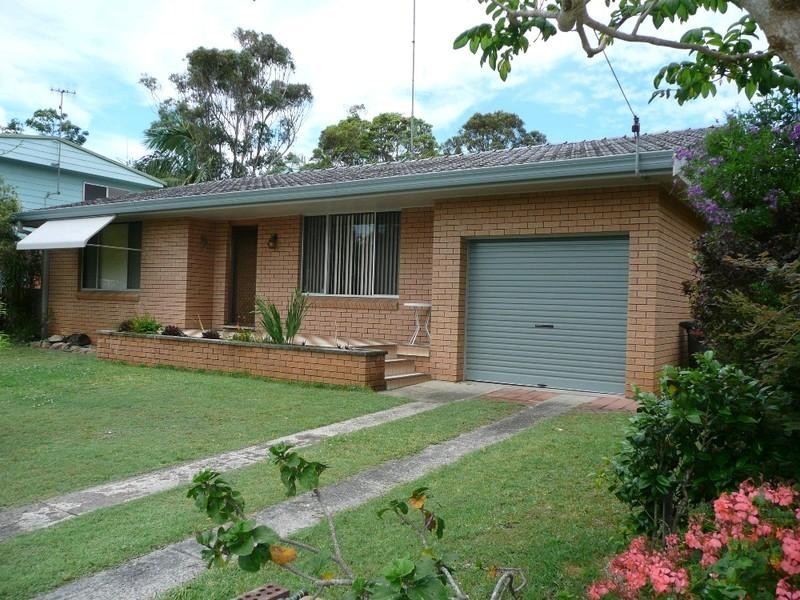 25 Ocean Street, North Haven NSW 2443