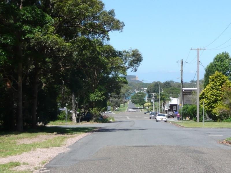 2/20 Tunis Street, Laurieton NSW 2443