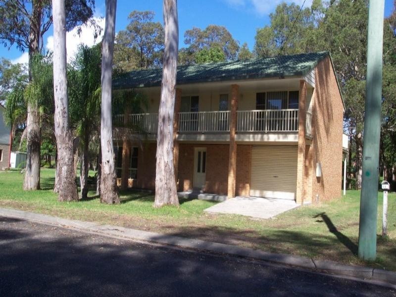 18 Bell Street, Dunbogan NSW 2443