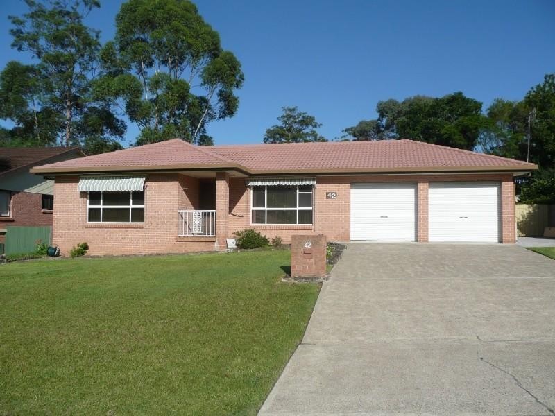 42 St Albans Way, Laurieton NSW 2443
