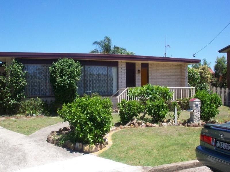 25 Leighton Close, North Haven NSW 2443