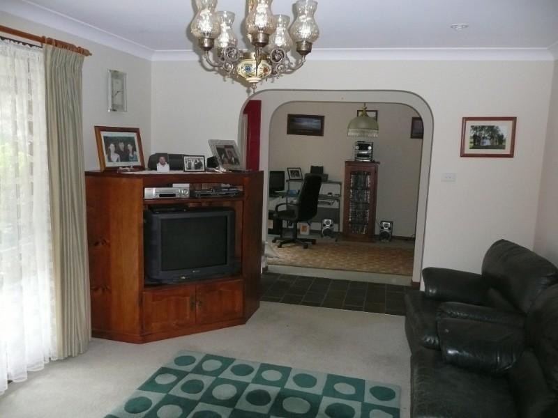 21 Scarborough Way, Dunbogan NSW 2443