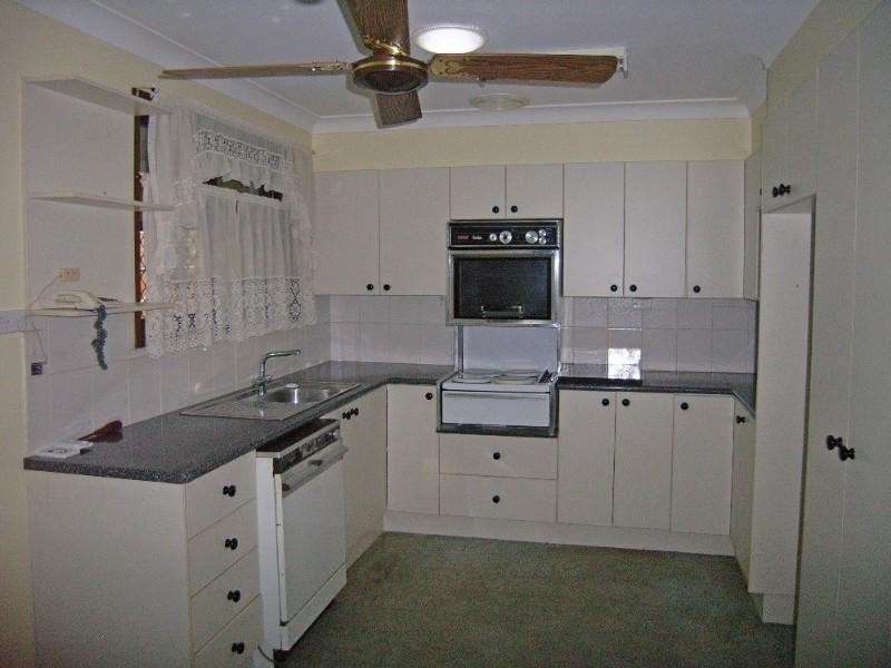 8 Tern Close, Lakewood NSW 2443