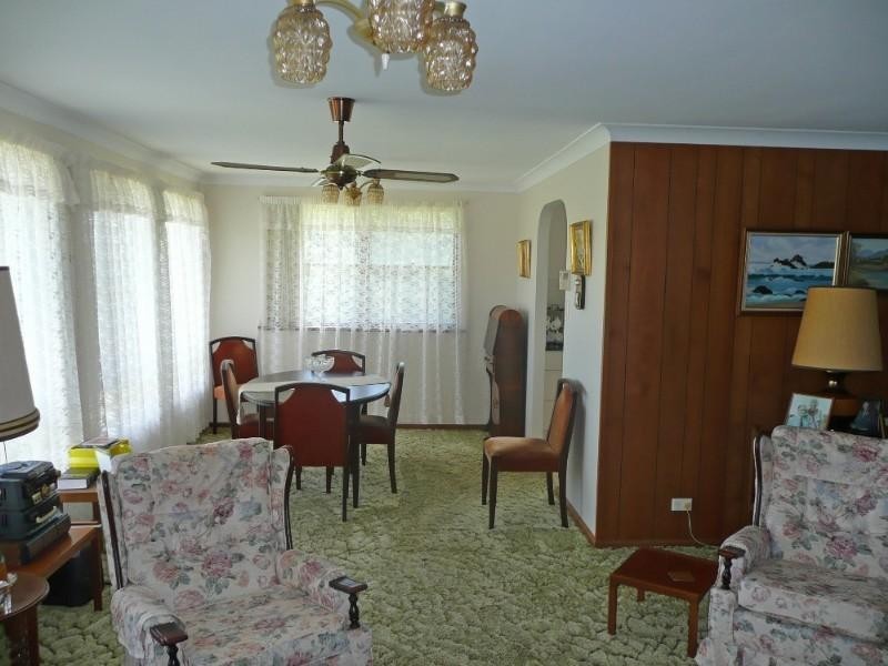 Upper/40 Lake Street, Laurieton NSW 2443