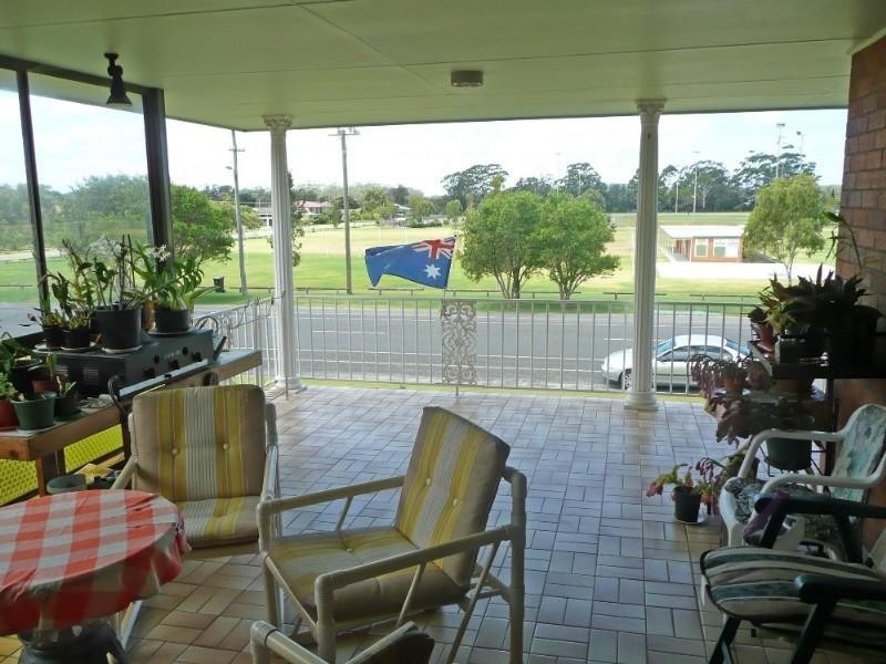 Upper/40 Lake Street, Laurieton NSW 2443