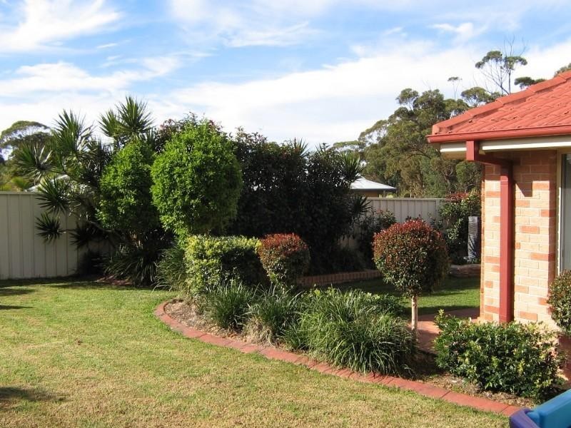 42 Seafront Circuit, Bonny Hills NSW 2445