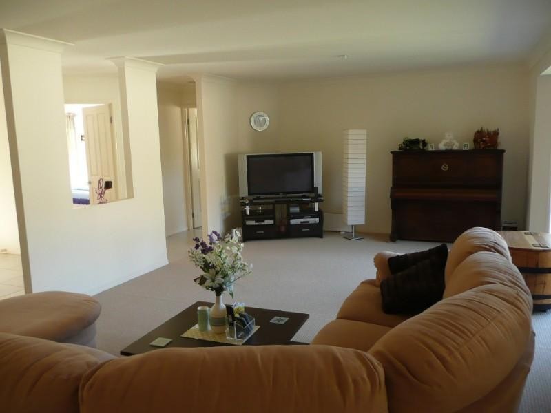 9 Wren Close, Laurieton NSW 2443