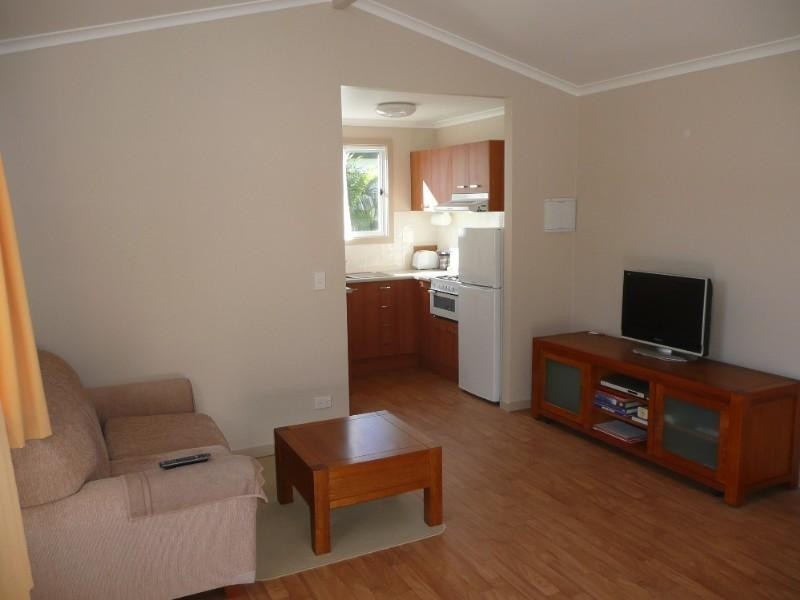 Site 50 Diamond Waters Caravan Park, Dunbogan NSW 2443