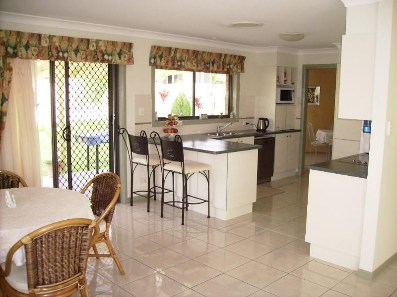 4 Laura Place, Laurieton NSW 2443