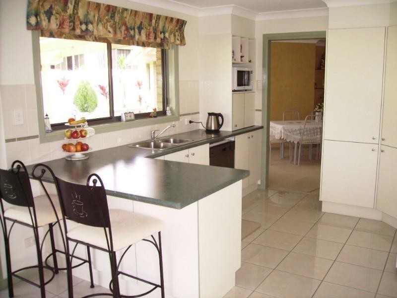 4 Laura Place, Laurieton NSW 2443