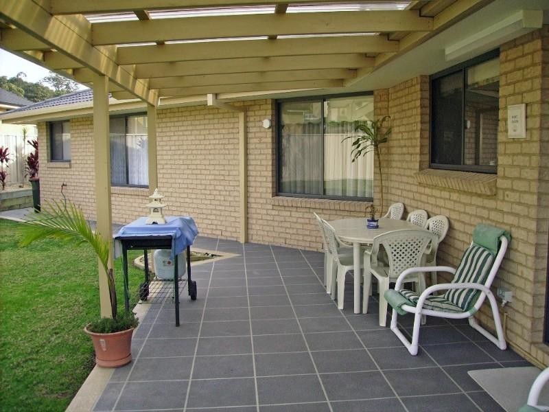 4 Laura Place, Laurieton NSW 2443