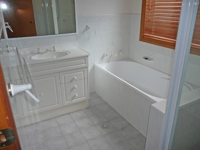 2/6 Tallowood Close, Laurieton NSW 2443