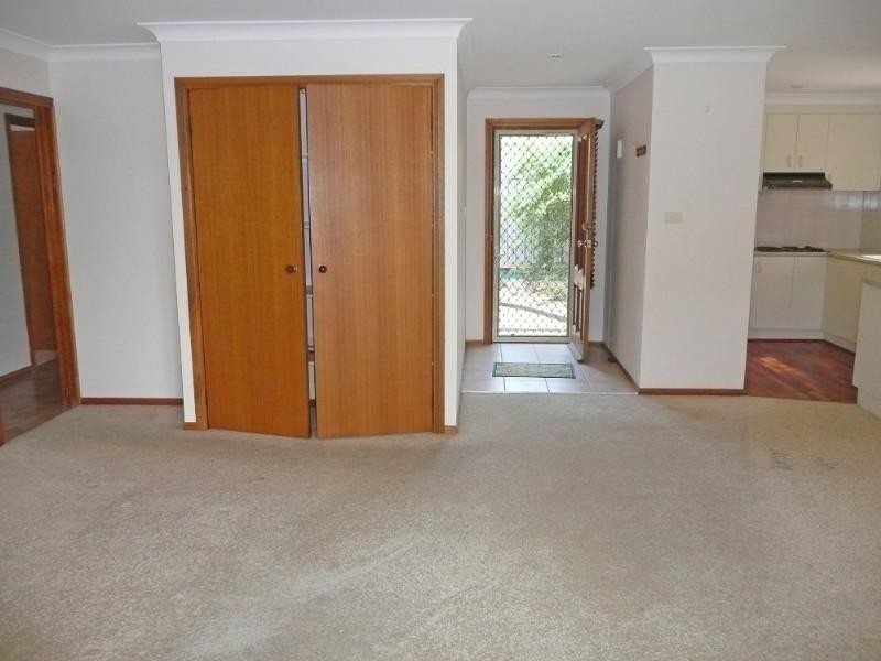 2/6 Tallowood Close, Laurieton NSW 2443