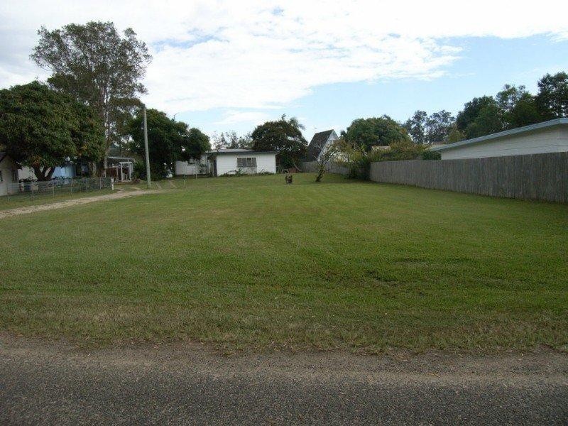 15 Bay Street, Dunbogan NSW 2443
