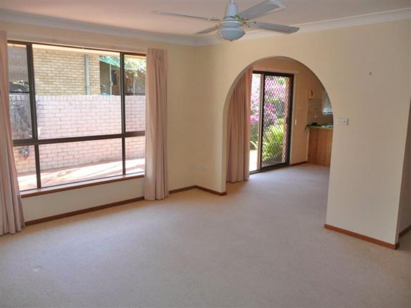 2/35 Honeysuckle Avenue, Lakewood NSW 2443