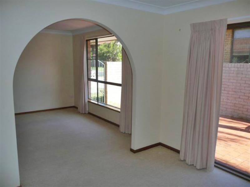 2/35 Honeysuckle Avenue, Lakewood NSW 2443