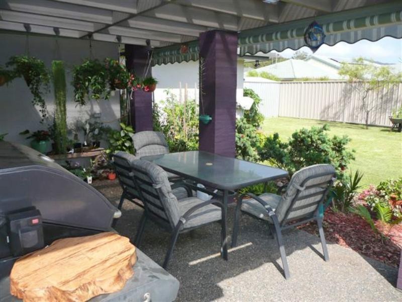 8 Hungerford Place, Bonny Hills NSW 2445