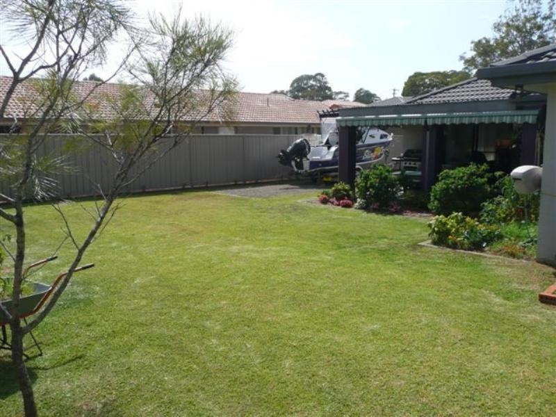8 Hungerford Place, Bonny Hills NSW 2445