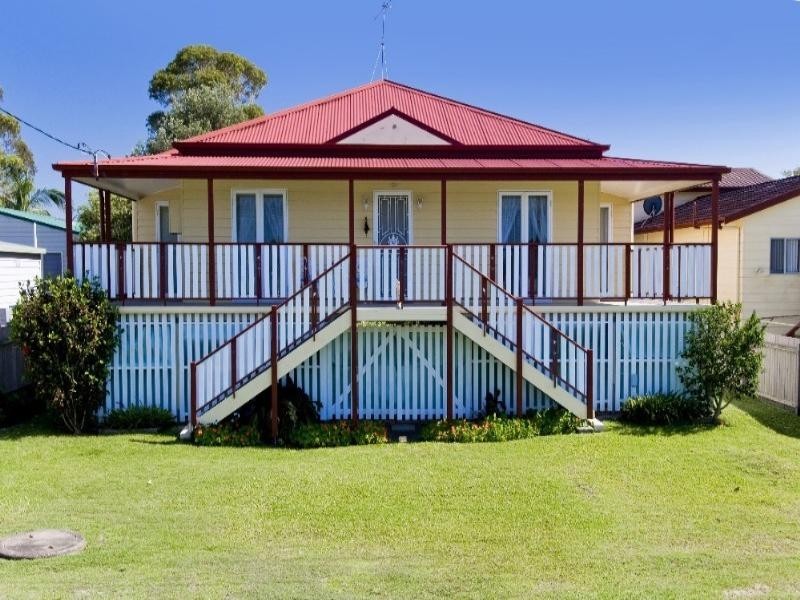 17 Castle Street, Laurieton NSW 2443