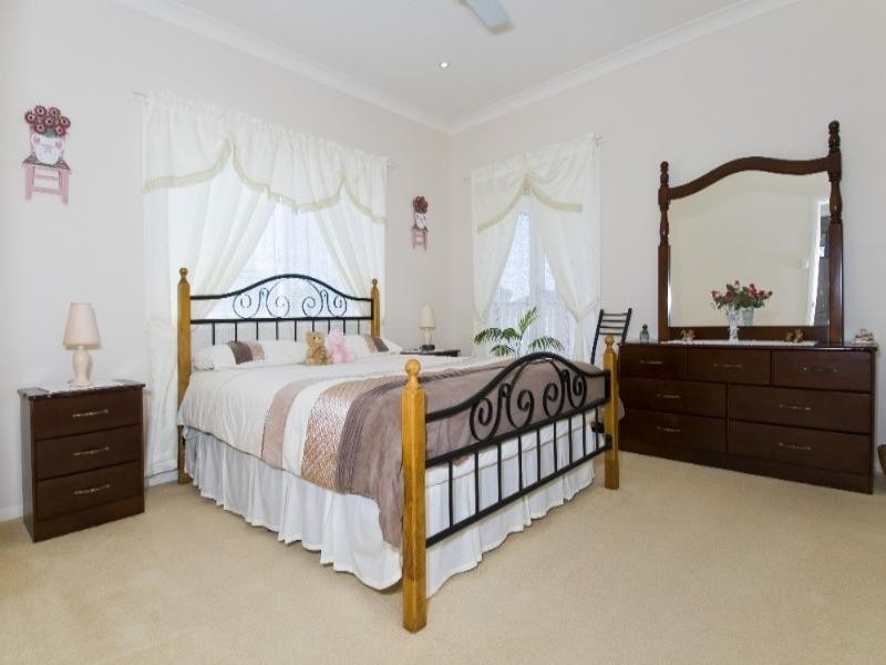 17 Castle Street, Laurieton NSW 2443